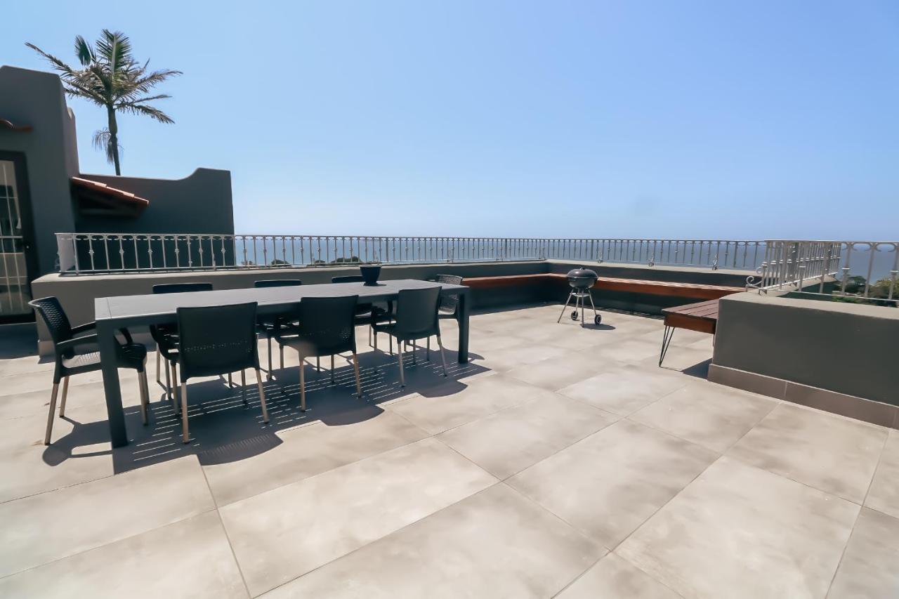 Ocean Rocks Villa, Umhlanga Дурбан Экстерьер фото